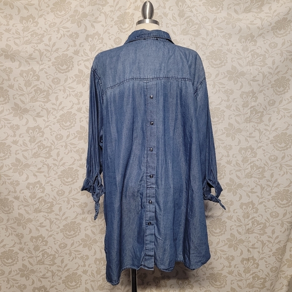 Lane Bryant Button Front Chambray Top Plus Size 22/24 - Picture 6 of 9